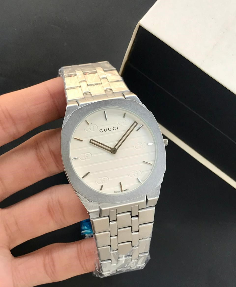 GUCCI Men’s Slim Watch